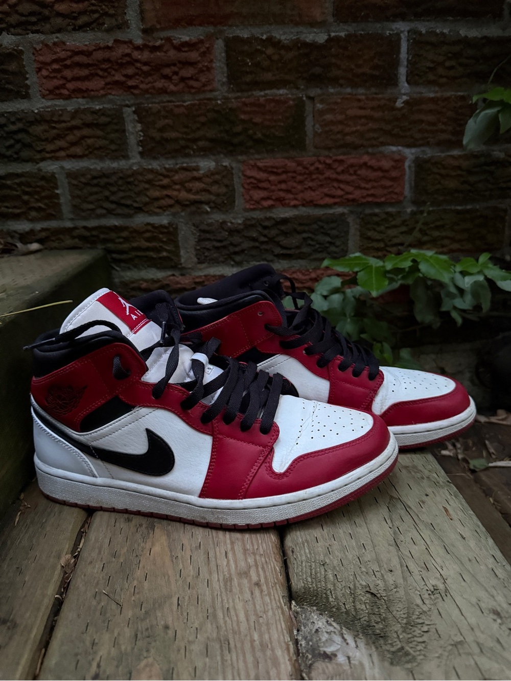 Jordan 1 Mid